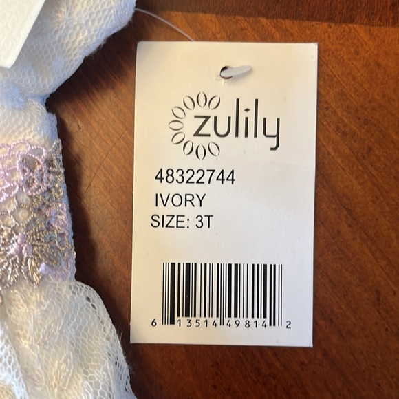 Laura Ashley London Girls Dress White Lace Crinoline 3T NWT - Picture 4 of 9